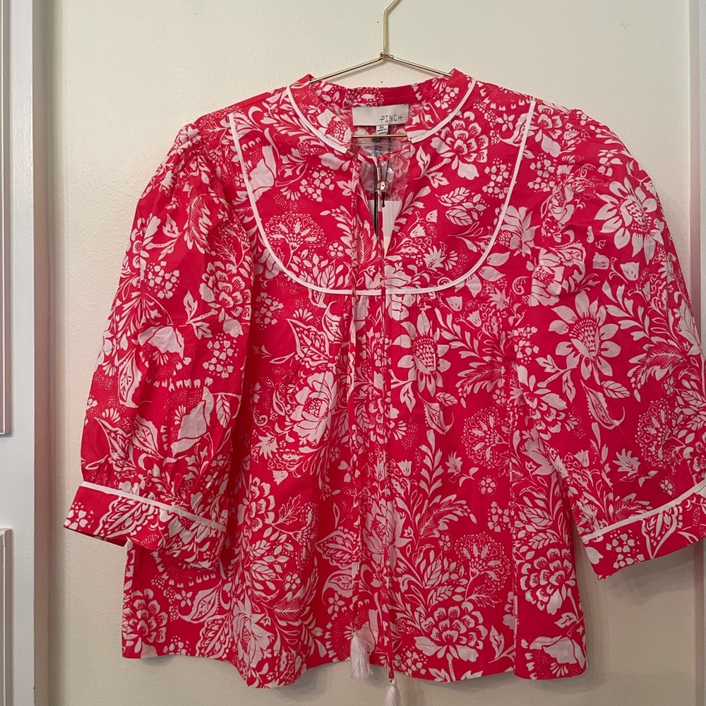 PINCH from AVARA NWT Red and White Floral Blouse Size XL